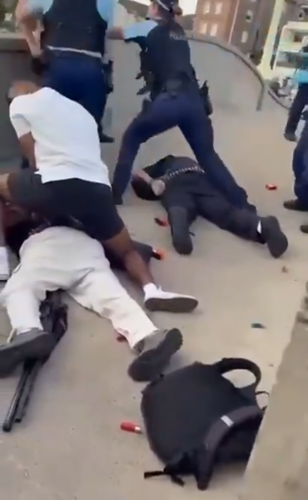 Australija pucnjava Sidnej plaža Bondi beach