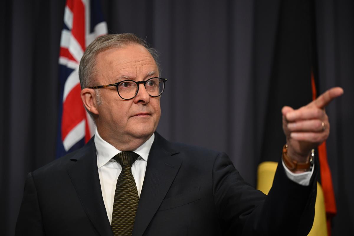 Australija Bondi Beach Plaža Pucnjava Sidnej (3).jpg