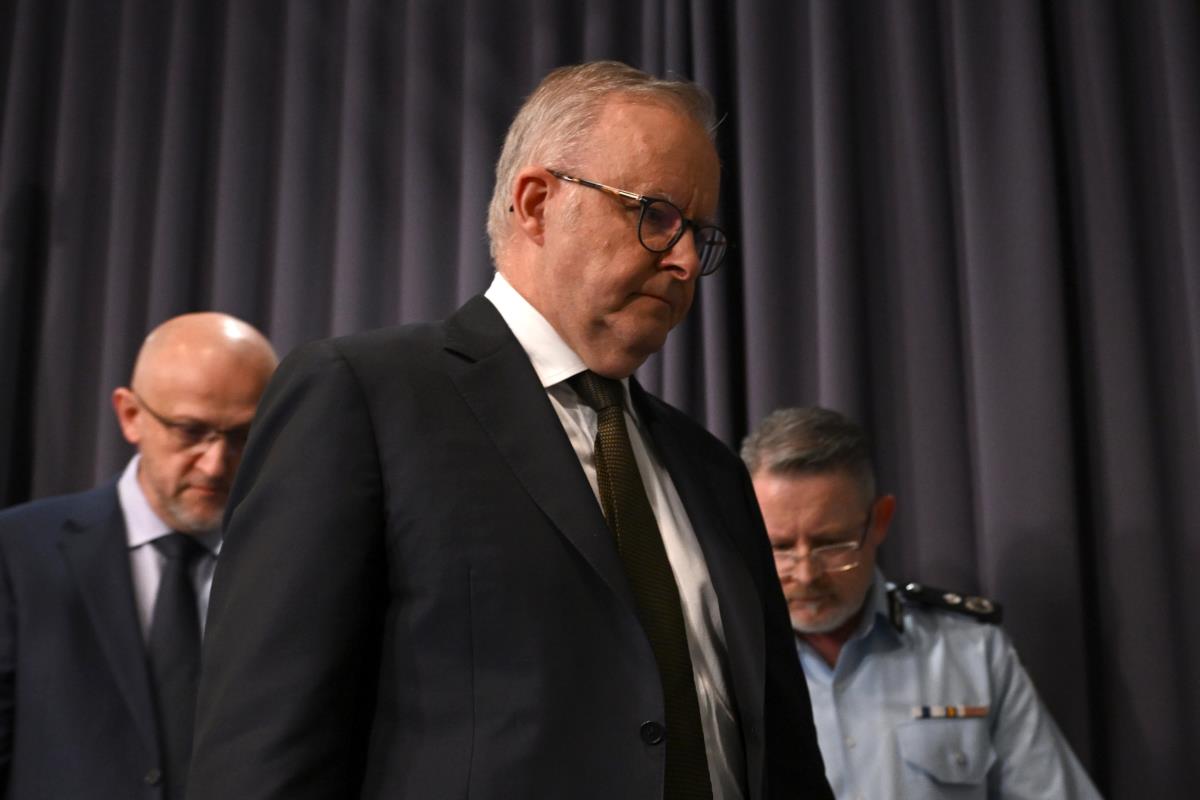 Australija Bondi Beach Plaža Pucnjava Sidnej (11).jpg