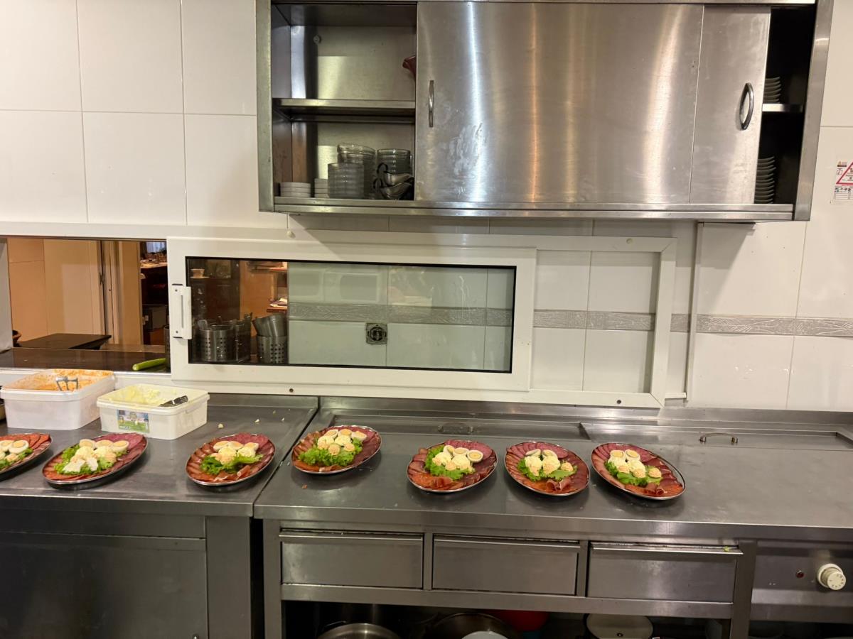 Proslava punoletstva unuka Ere Ojdanica, Andrije (10).jpeg