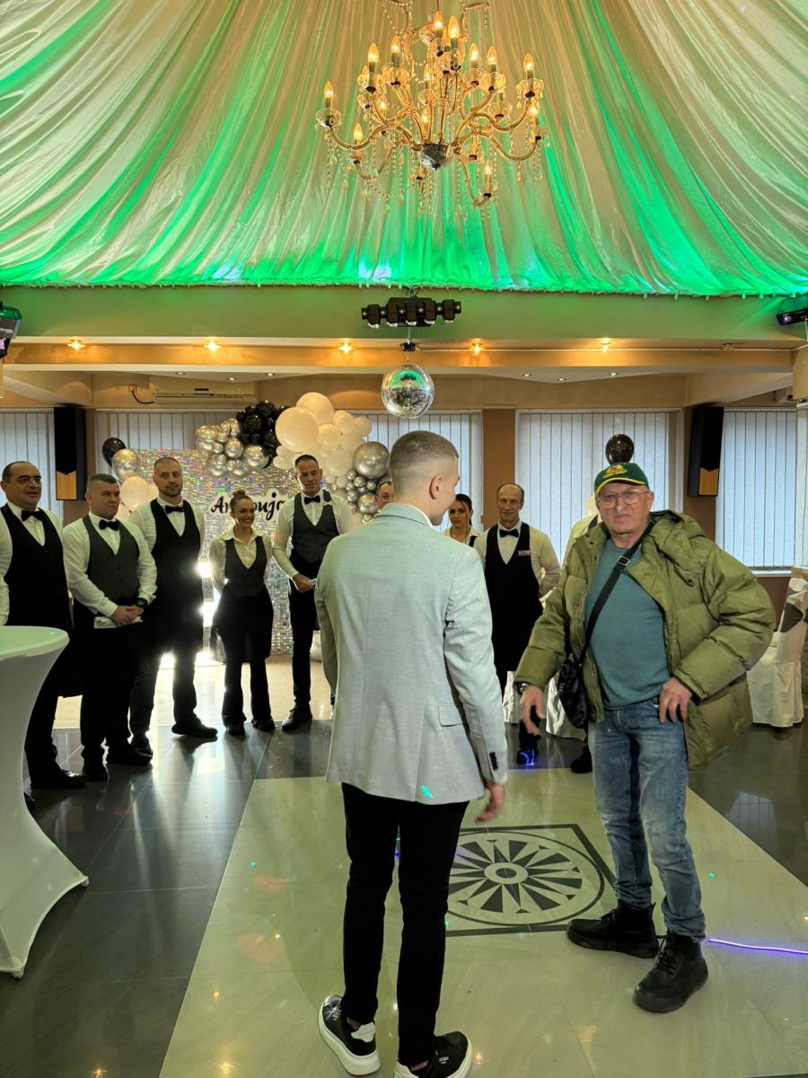 Proslava punoletstva unuka Ere Ojdanica, Andrije (8).jpeg