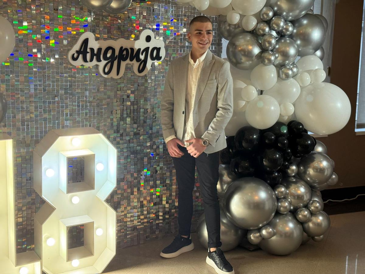 Proslava punoletstva unuka Ere Ojdanica, Andrije (3).jpeg