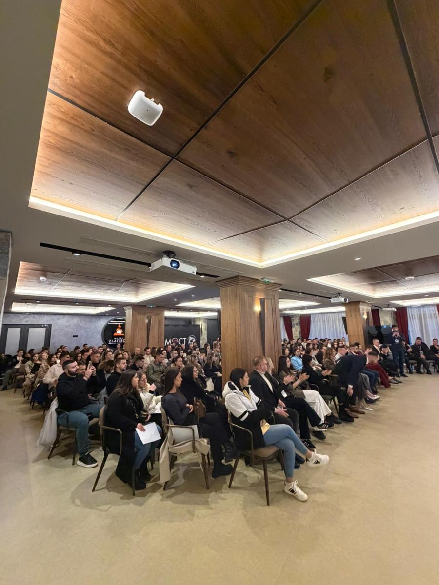 WhatsApp Image 2025-12-14 at 19.21.02 (1).jpeg