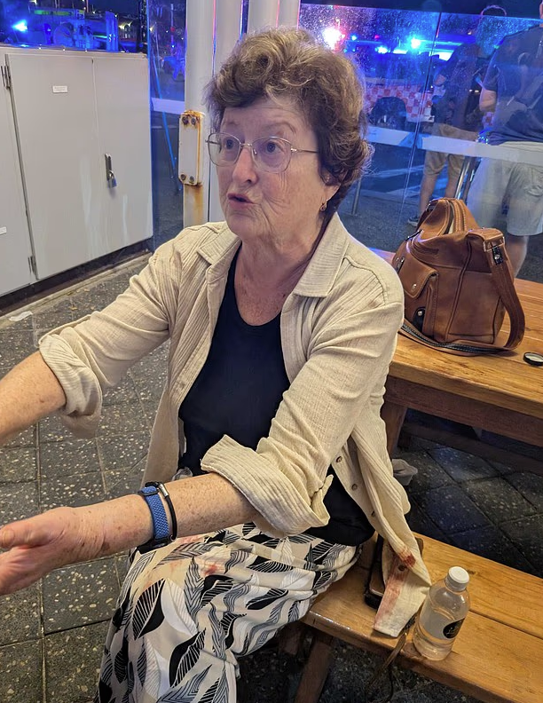 Australija Sidnej Bondi Beach Plaža žrtva (5).png