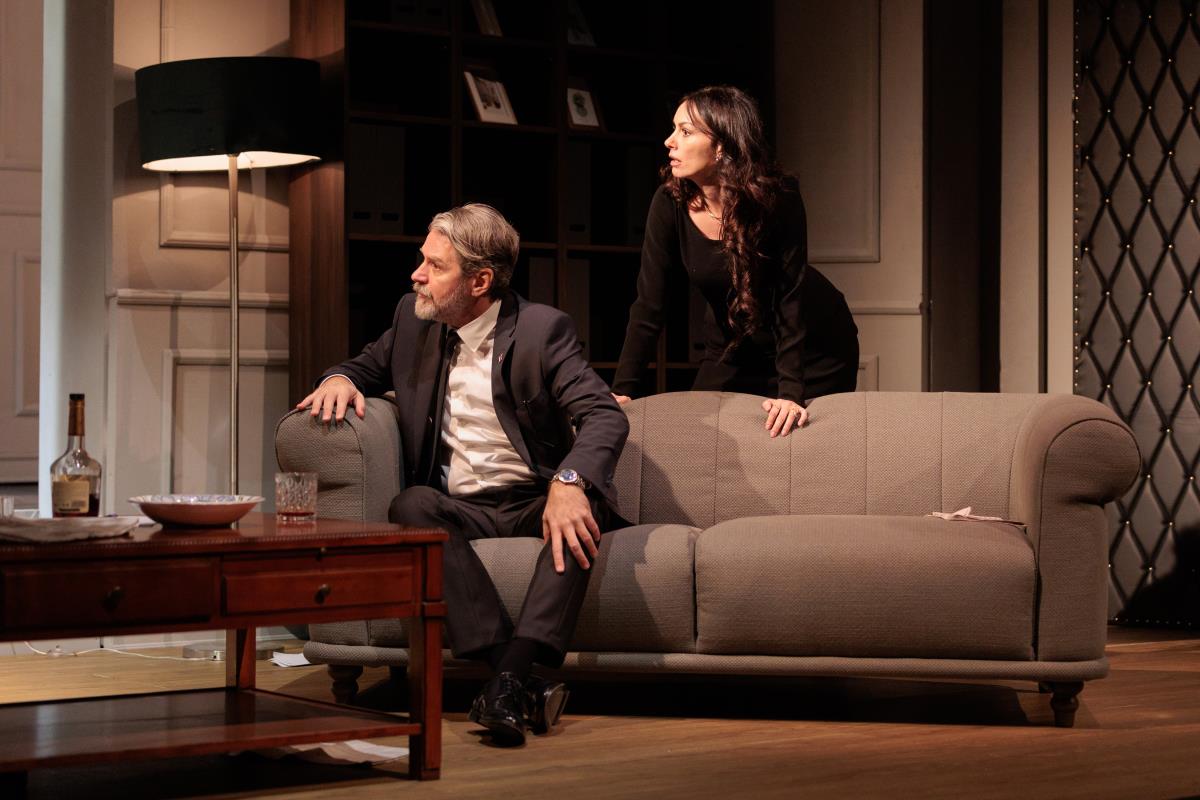 Predstava Narodni poslanik, Branislava Nušića