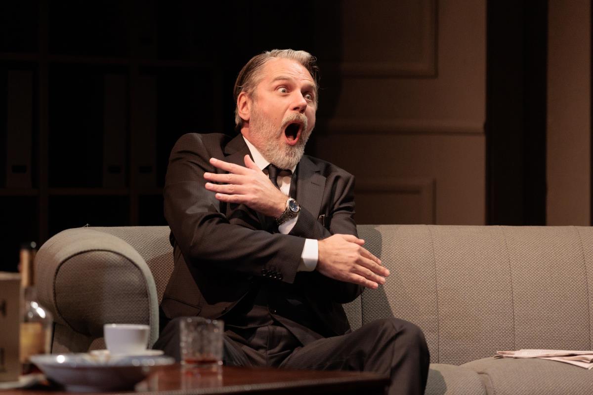 Predstava Narodni poslanik, Branislava Nušića