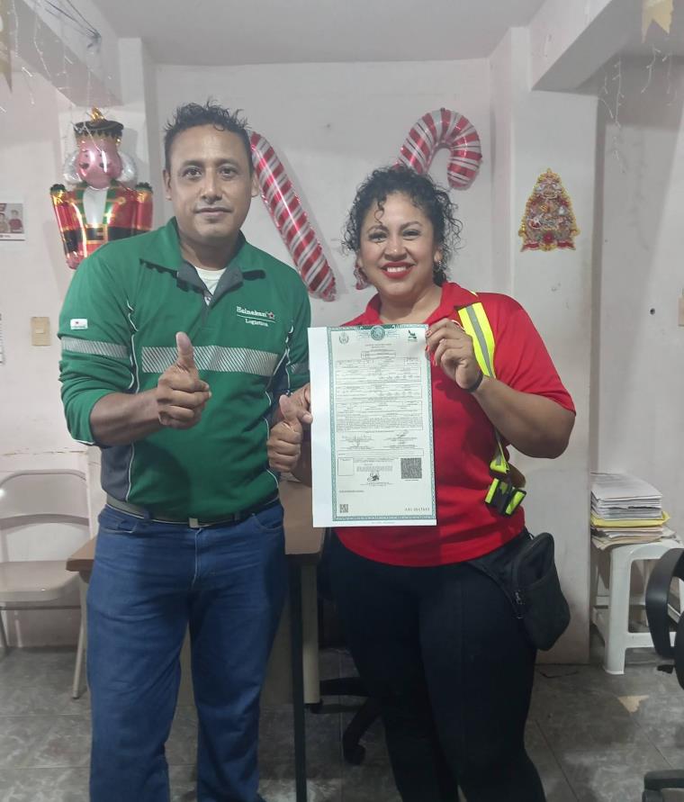 Par iz Meksika se razveo pa se izljubili (4).png