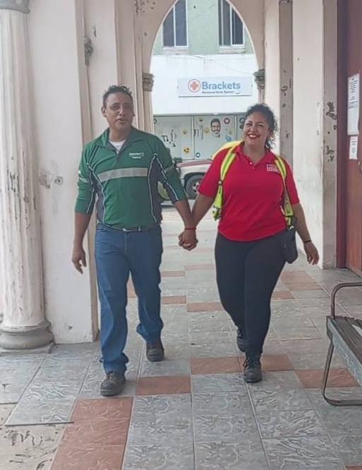 Par iz Meksika se razveo pa se izljubili (5).png