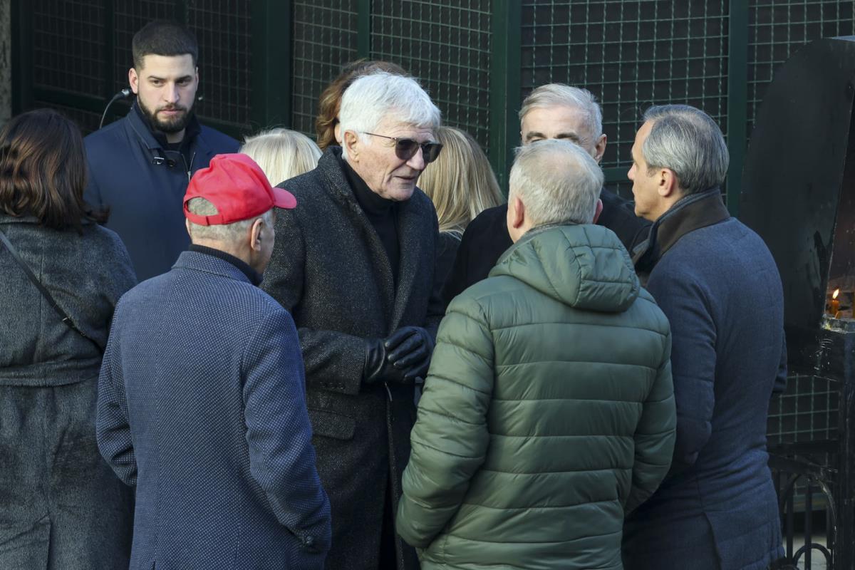 WhatsApp Image 2025-12-15 at 15.23.01 (1).jpg