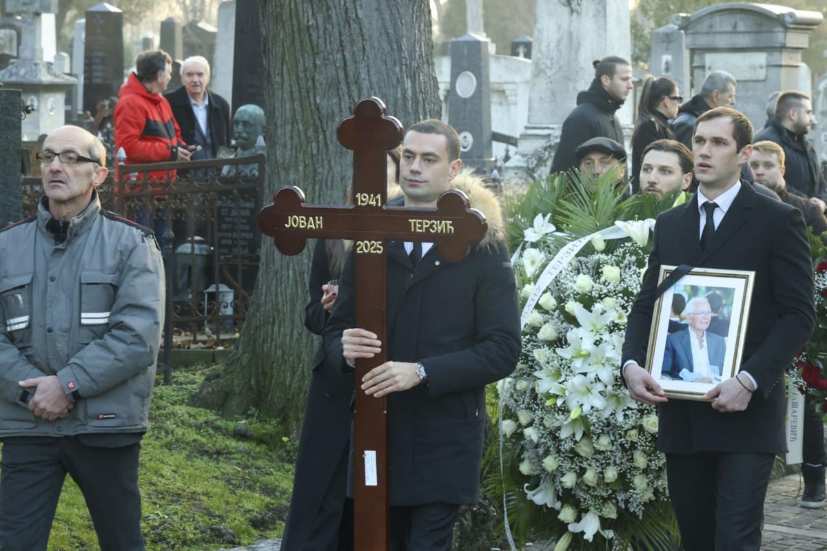 WhatsApp Image 2025-12-15 at 15.28.56.jpg