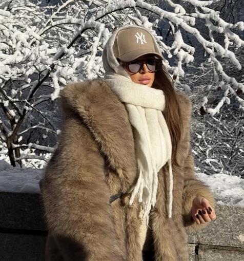 NEVEROVATNE SCENE IZ AMERIKE: Uhvaćena u prevari pred milionima, sada bez zadrške pokazuje kako uživa sa novim dečkom, ovo zajedno rade