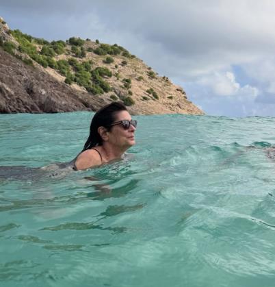 Mišel Rajner u moru.jpg