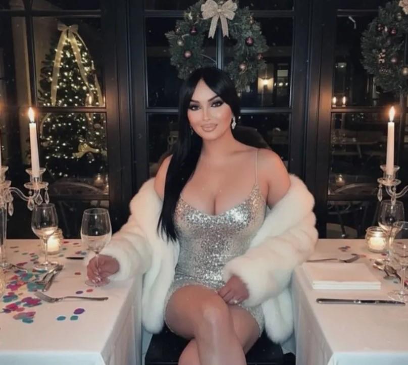 POSLE PROMENE POLA ŽARI I PALI GDE GOD SE POJAVI! Nekad Giba danas Ivana zaludela muškarce u kafani: Dekolte, minjak, bunda, a na ruci DIJAMANT (FOTO)