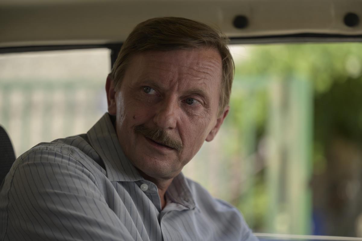 Jovo Maksić kao policajac Nikica Baša u seriji „Tvrđava”