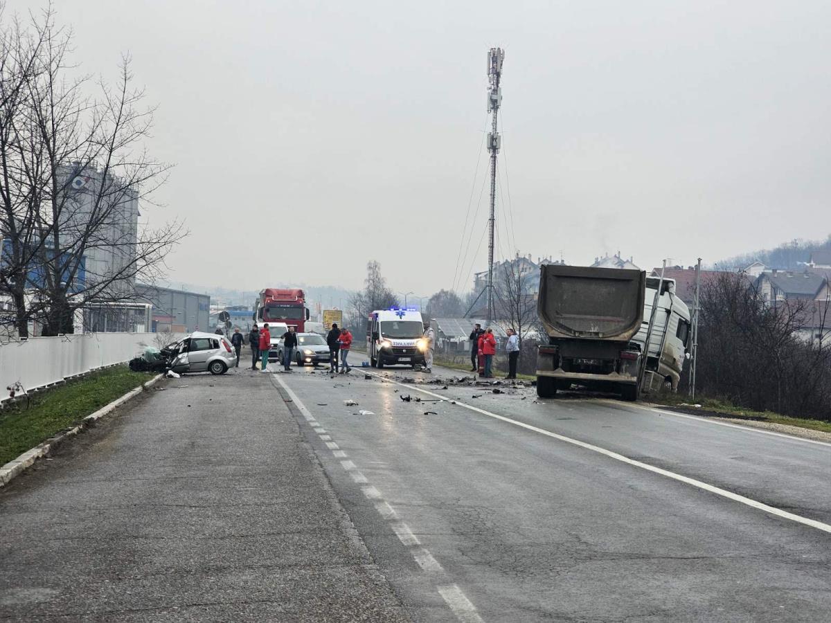 saobraćajna nesreća (5).JPG