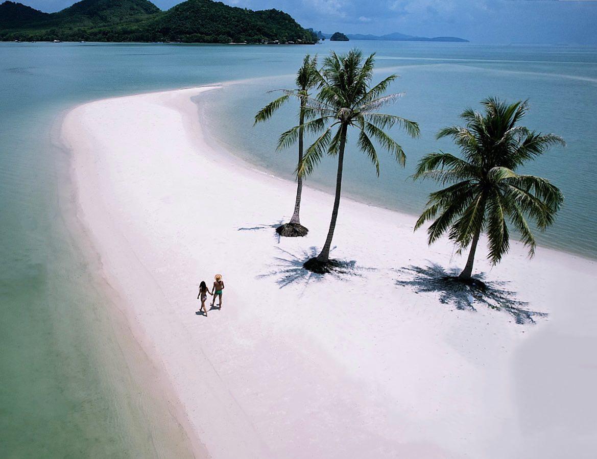 Mario Đurovski na Tajlandu