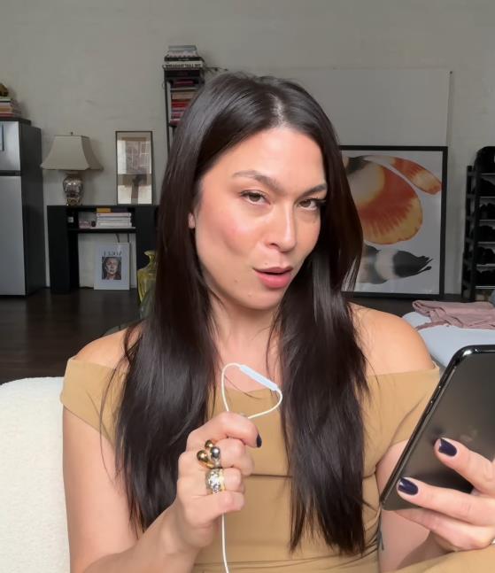 Katarina stjuardesa u privatnim avionima (6).png