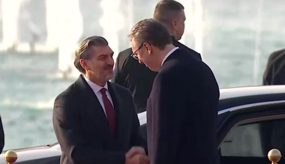 Aleksandar Vučić (4).png