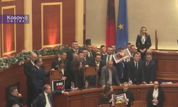 Tirana Skupština (1).png