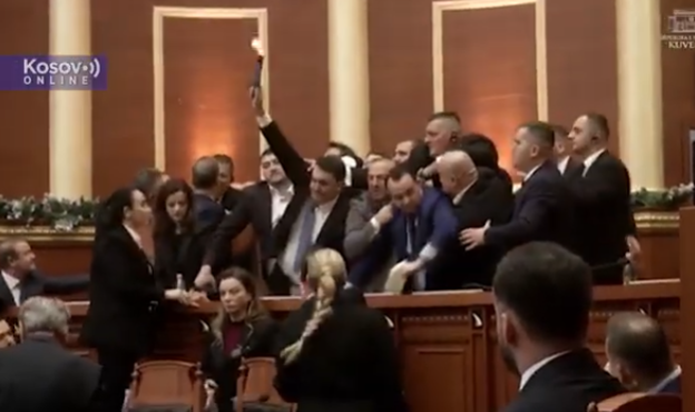 Tirana Skupština (5).png