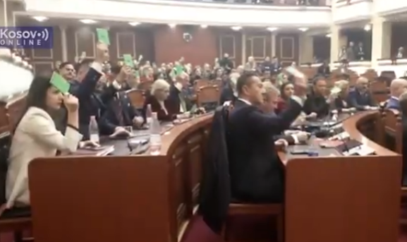 Tirana Skupština (11).png