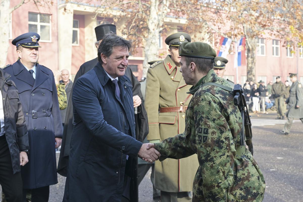 Bratislav Gašić (4).jpg