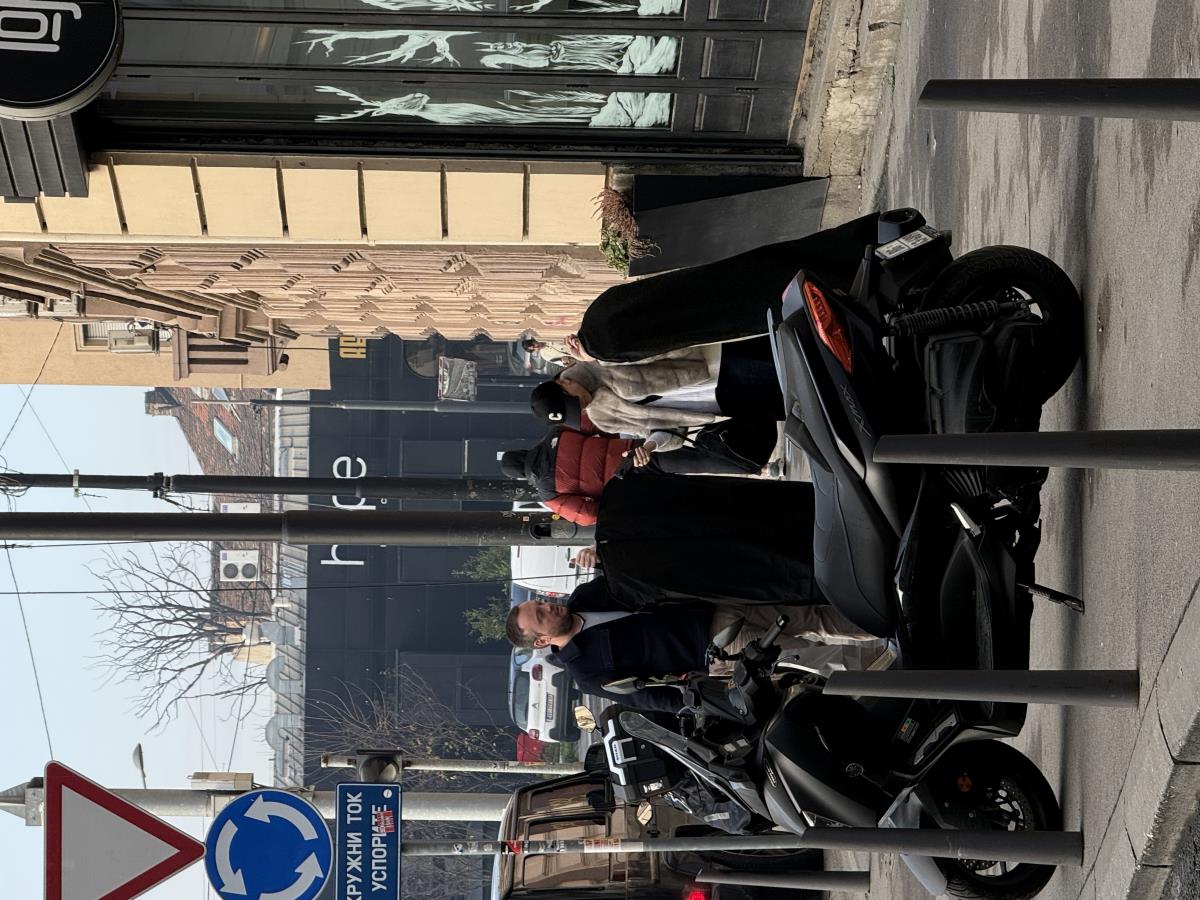 Milica Pavlović u nesvakidašnjem izdanju u centru grada