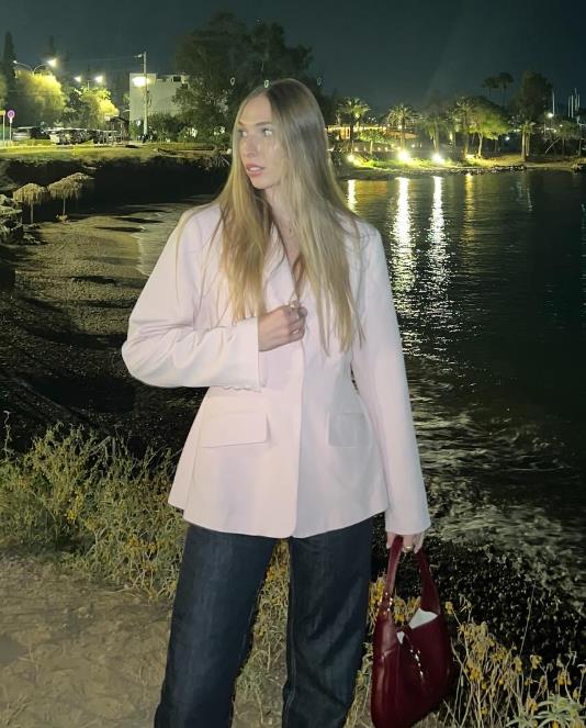 Screenshot 2025-12-18 193411.jpg