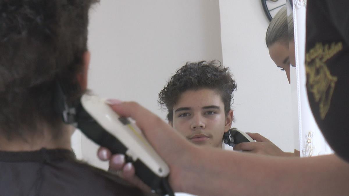 1766321288gornji-milanovac-lazar-donirao-kosu-fotorina (2).jpg