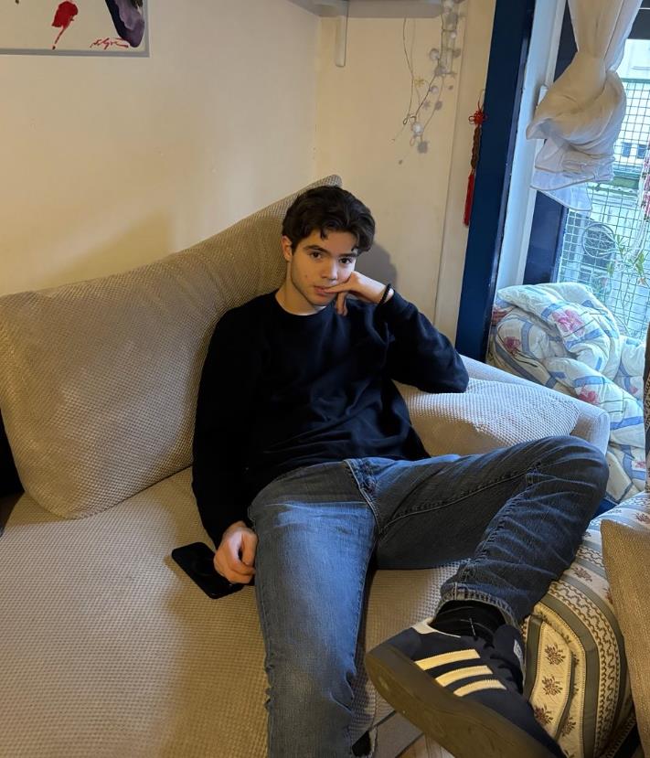 Sergej Pajić Šerbedžija, unuk Radeta Šerbedžije, napunio 18 godina (3).png