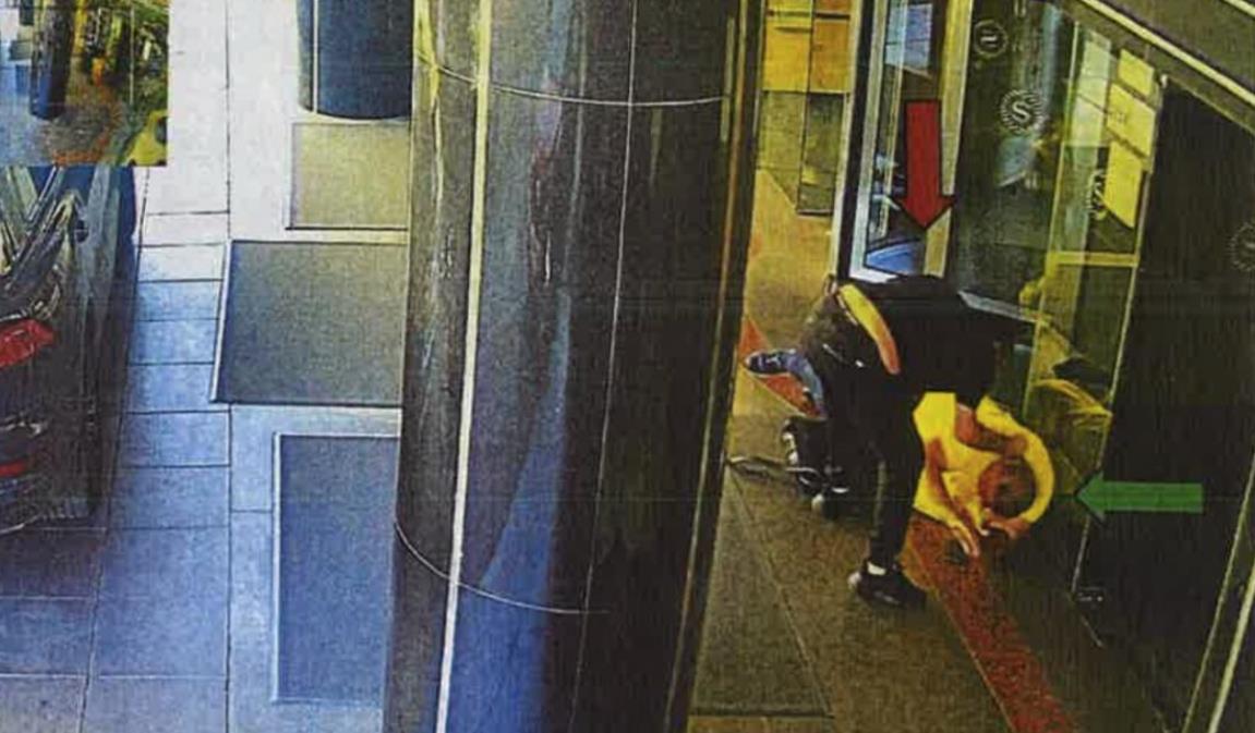 Saša Mirković i Velibor Popović Pop tuča