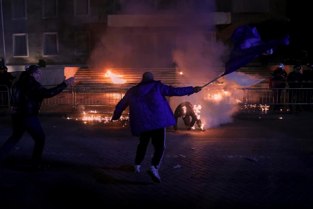 Tirana02 AP Hameraldi Agolli.jpg