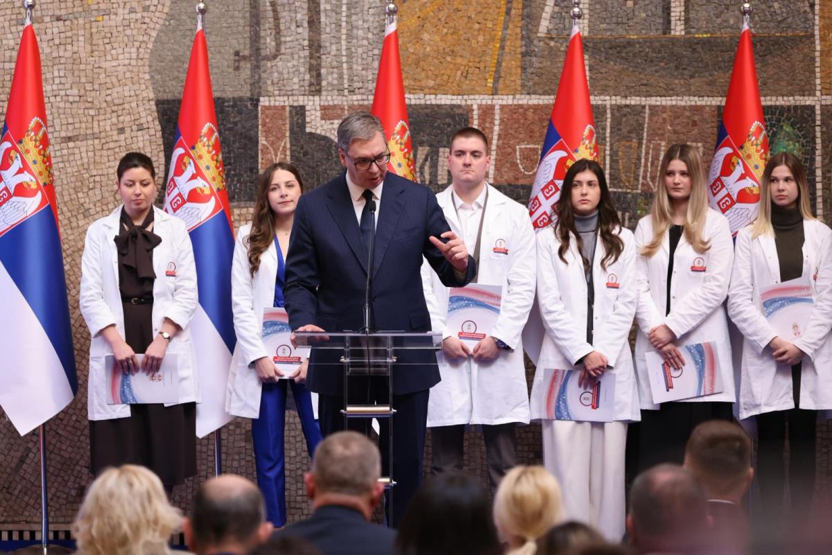 Aleksadnar Vučić (5).jpeg