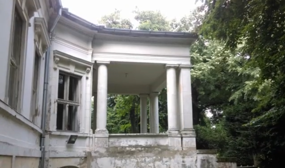 Dvorac Sokolac (9).png