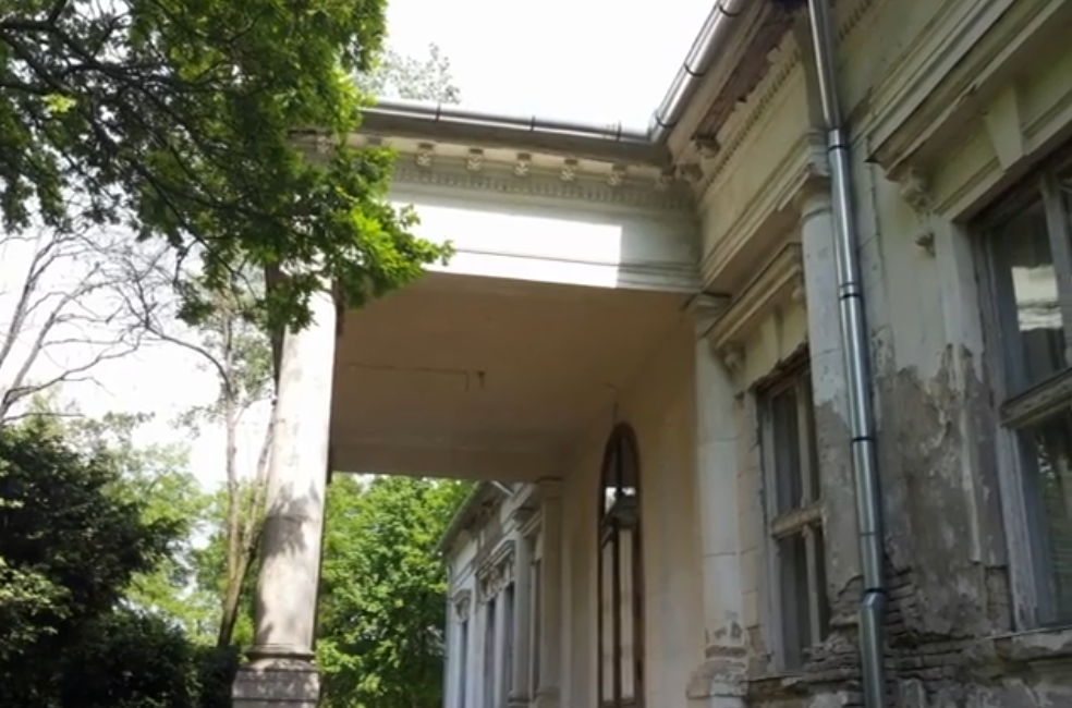 Dvorac Sokolac (4).png