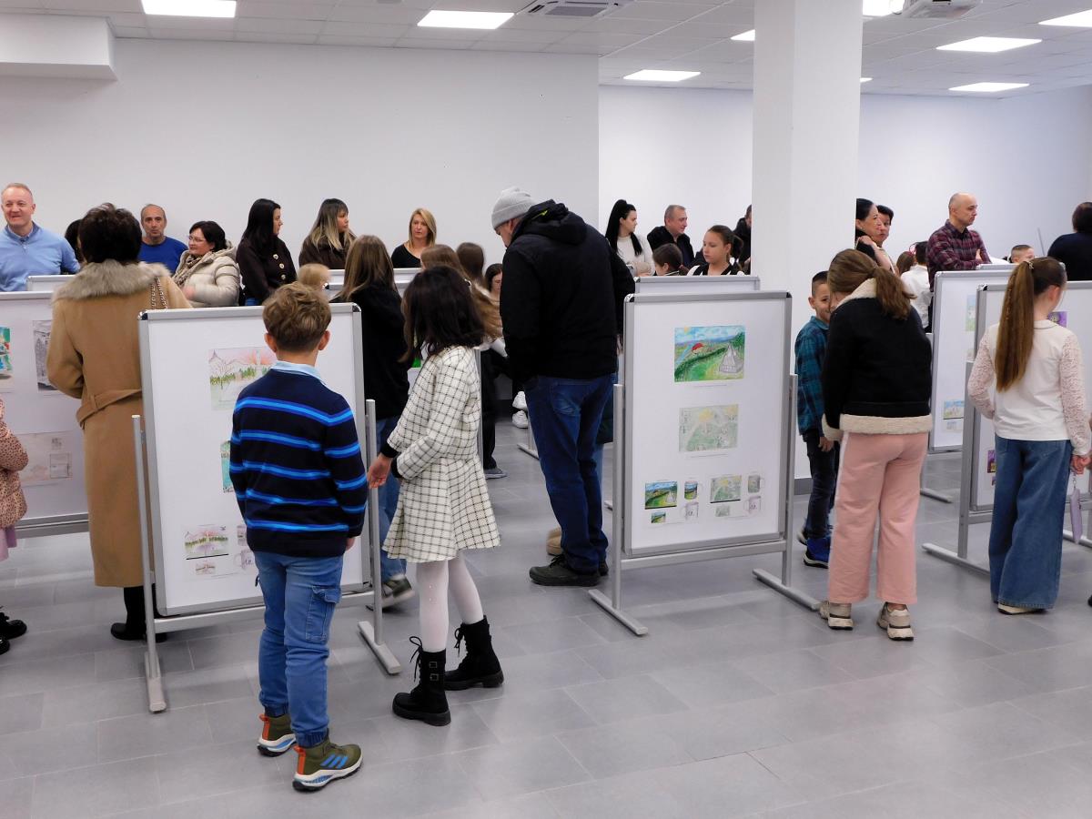 LOZNICA - Mladi umetnici.jpg