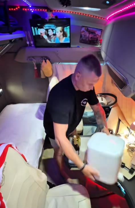 Screenshot 2025-12-23 210158.png