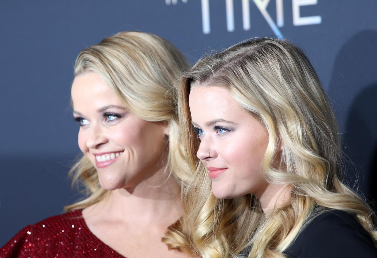 Riz Viterspun i njena ćerka Ava Filip neverovatno liče