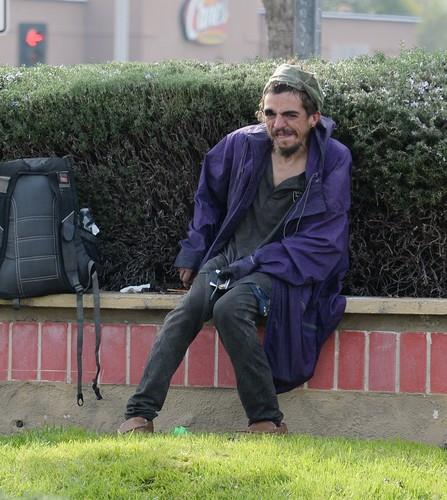 Tejlor Čejs fotografisan na ulici