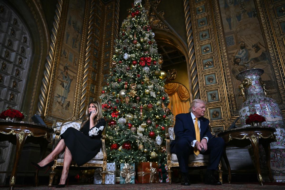 Telefonski razgovor Donalda i Melanije Tramp sa mališanima iz SAD uoči Božića