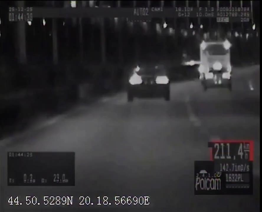 Pripadnici Ministarstva unutrašnjih poslova, Uprave saobraćajne policije, noćas, oko 2 časa, pre.mp4.00_00_00_00.Still001.jpg