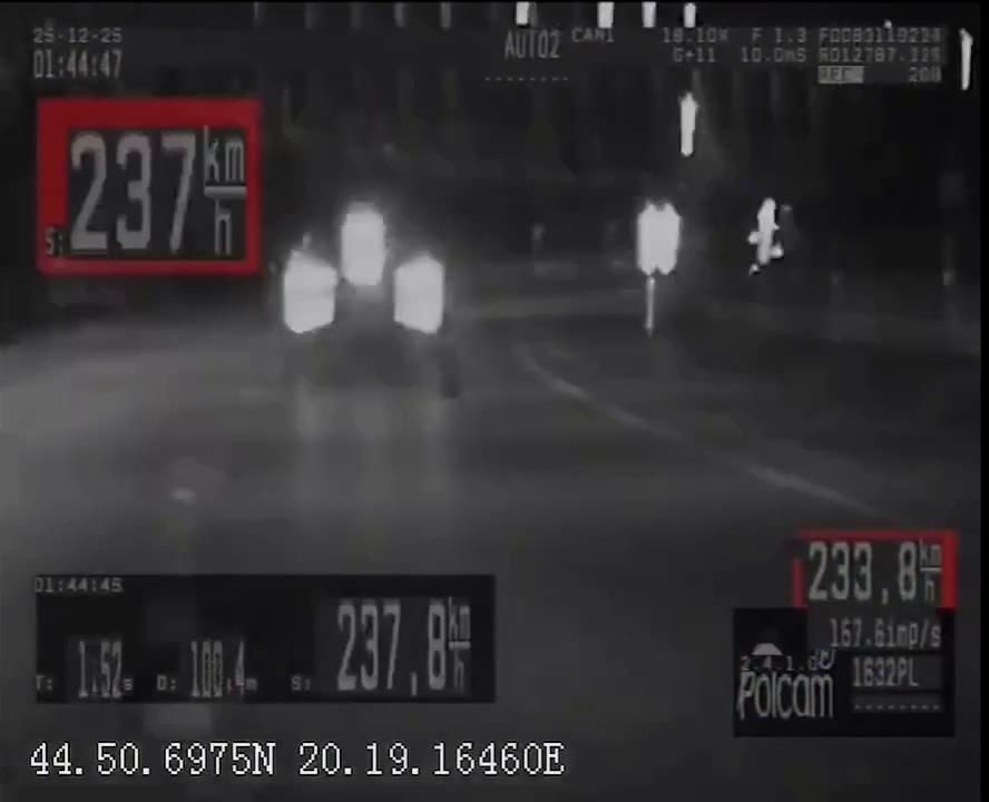 Pripadnici Ministarstva unutrašnjih poslova, Uprave saobraćajne policije, noćas, oko 2 časa, pre.mp4.00_00_09_16.Still004.jpg