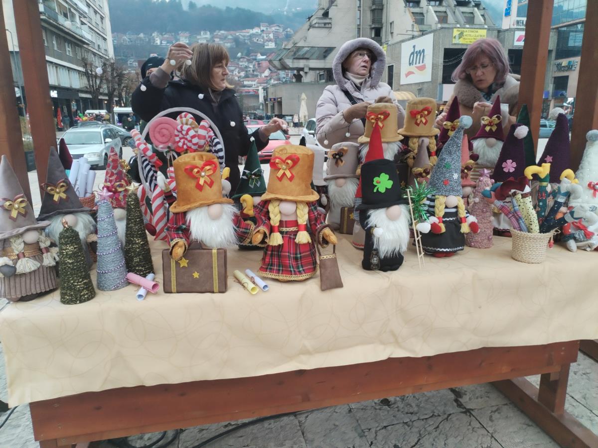 Novogodišnji užički bazar 2.jpg