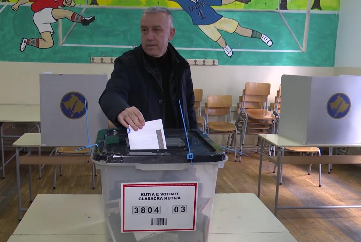 vanredni izbori Kosovo i Metohija glasanje