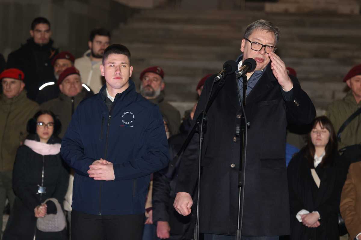 Uklanjanje ćacilenda Ćacilend Aleksandar Vučić (3).jpeg