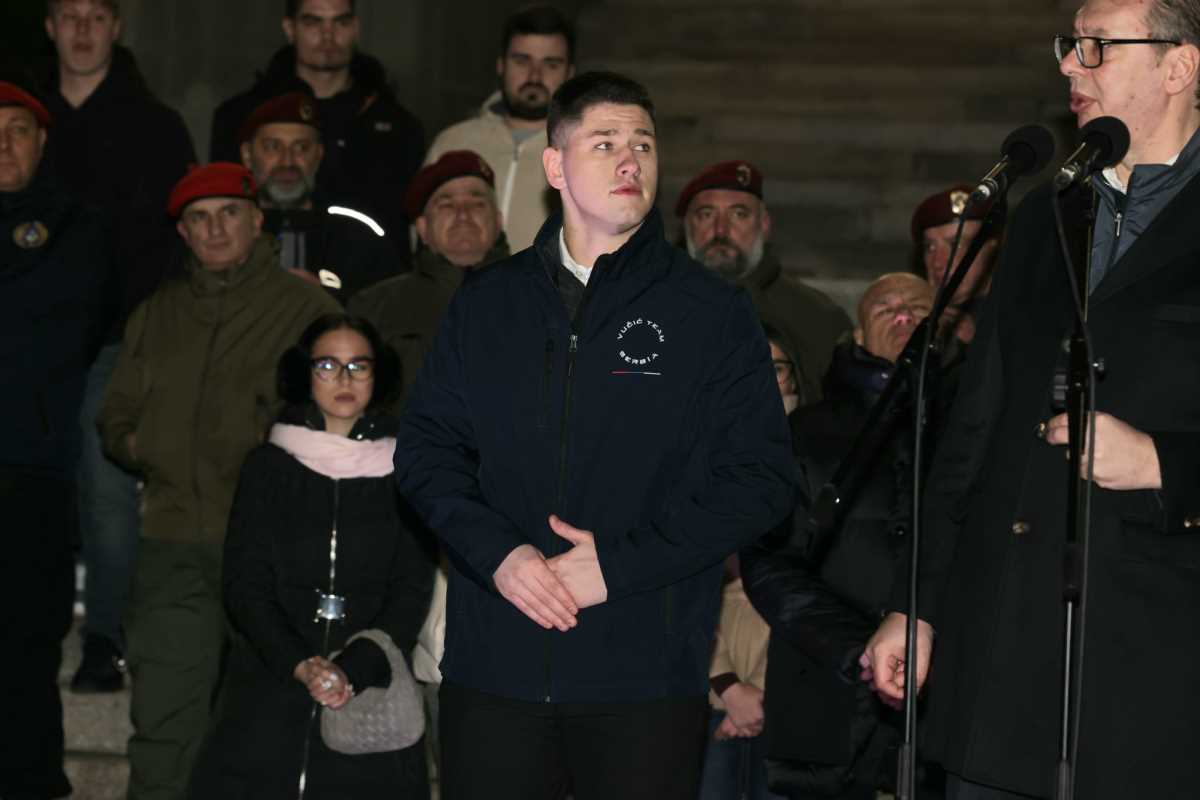 Uklanjanje ćacilenda Ćacilend Aleksandar Vučić (6).jpeg