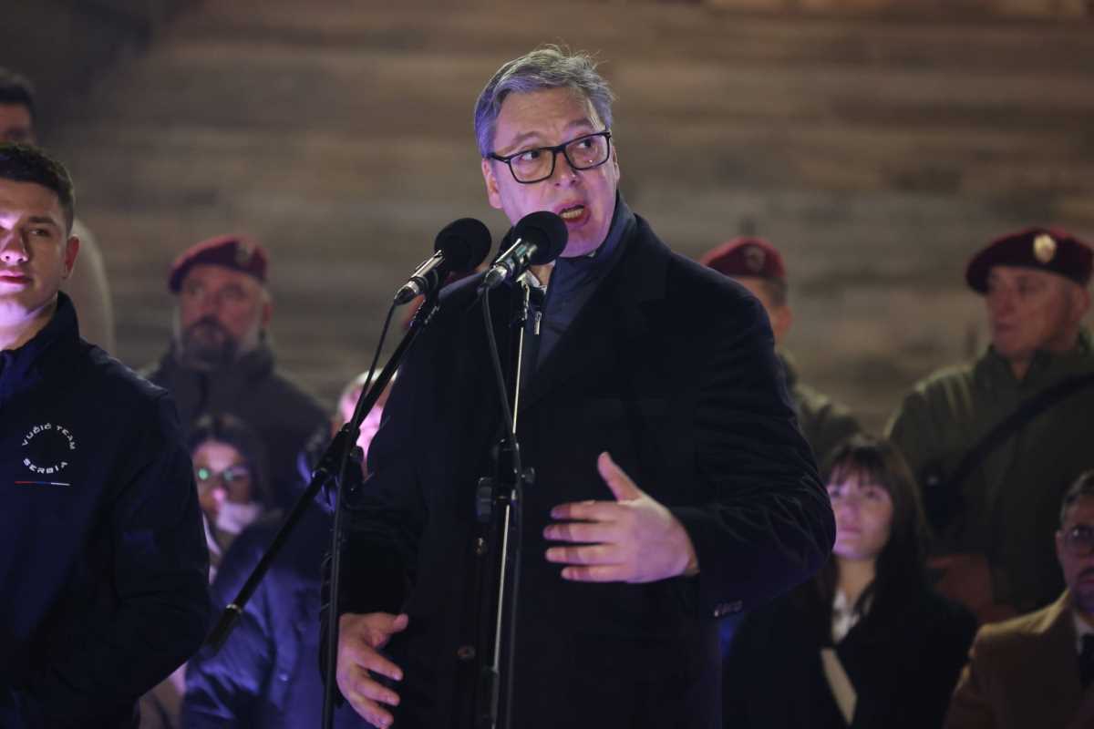 Uklanjanje ćacilenda Ćacilend Aleksandar Vučić (7).jpeg