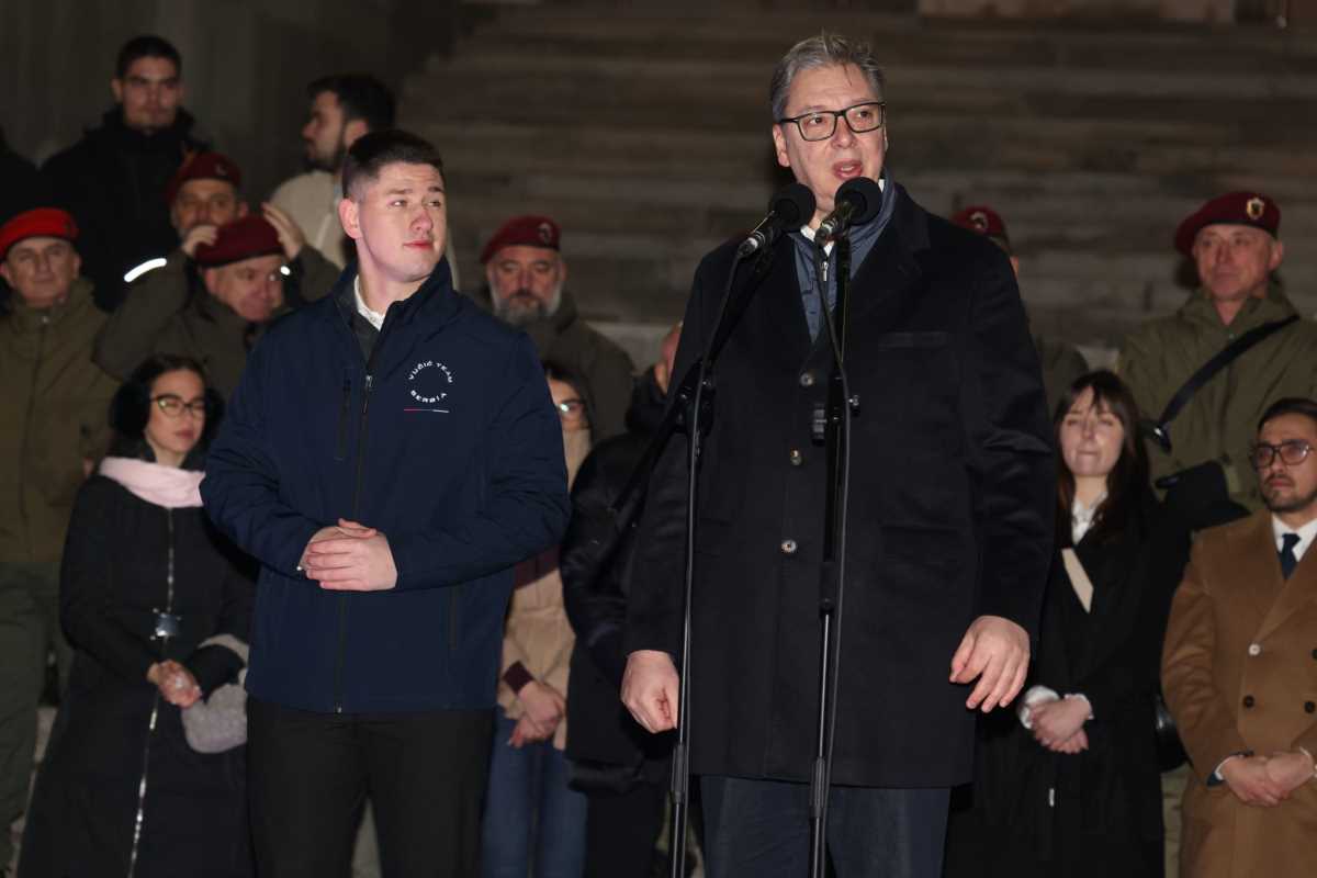 Uklanjanje ćacilenda Ćacilend Aleksandar Vučić.jpeg