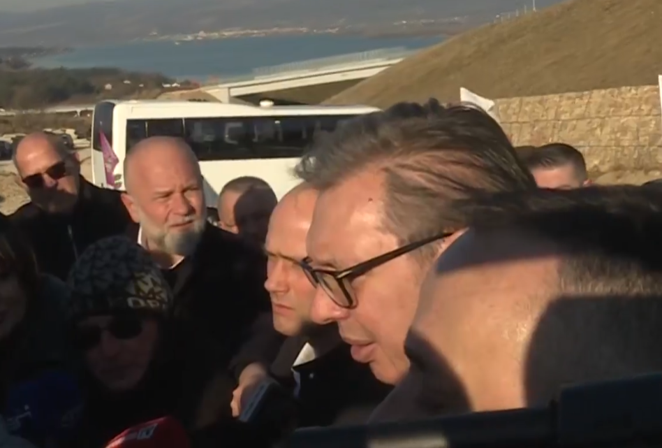 Aleksandar Vučić (2).png