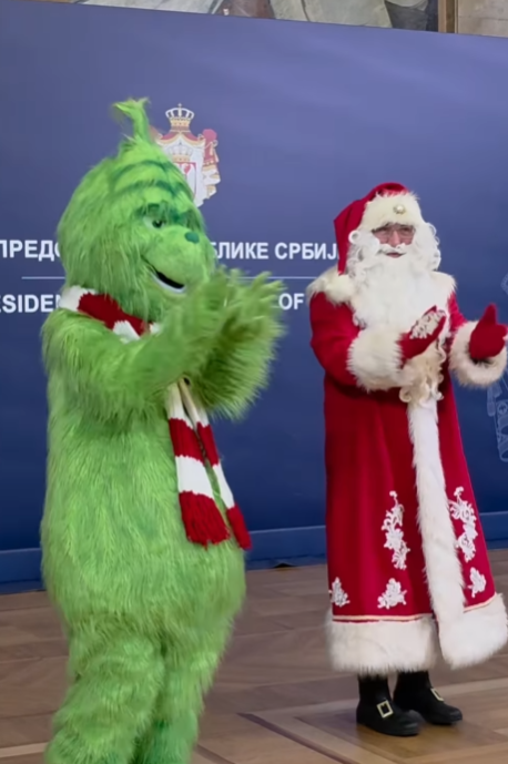 Aleksandar Vučić (5).png